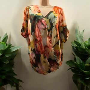 Elegant Floral Women's Blouse